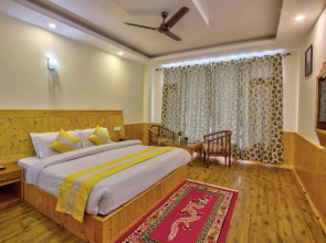 Phalguni Regency Manali
