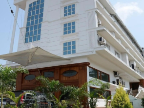 Hotel Sky Pearl