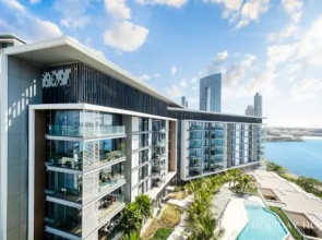 LUX - The Bluewater Island Suite