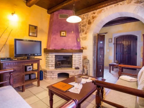 Purple Villa Malotira - 1 Bedroom Maisonette