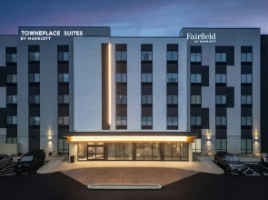 Fairfield Inn & Suites Cincinnati Oakley