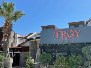 Assos Troy Beach Hotel