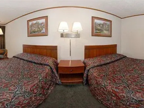 Econo Lodge Airport
