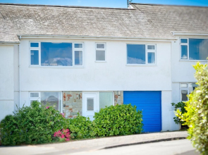 Beautiful Holiday Home in Abersoch Britain With Garden