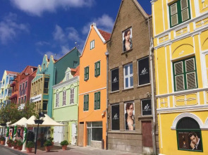 Tropical bungalow in Seru Coral Resort Curacao with beautiful gardens, privacy and large pool