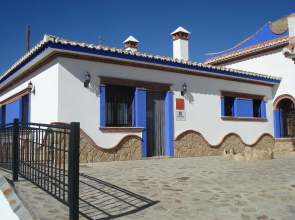Special Cave House With a Fireplace, Near Sierra Nevada