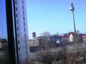 Violet am Alexanderplatz