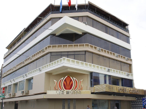Las Musas Hotel & Casino