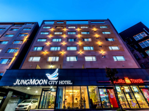 Jungmoon J Hill & City Hotel