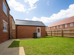 Immaculate 4-bed House 5mins Walk to Village Shop