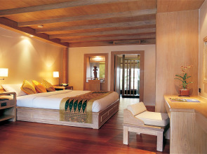 Курортный отель Chaweng Regent Beach Resort