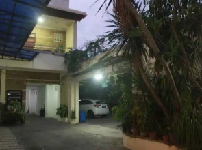 Puri Phunix Guest House Babarsari