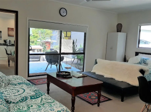 Madhuban - Waterfront in Whangaroa