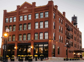 The Charmant Hotel