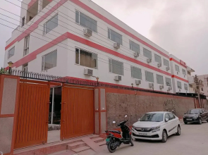 Staygo Hotel Near Shantikunj Bhupatwala