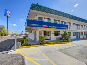 Motel 6 Grants, NM