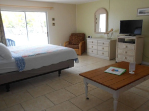 Sunshine Island Inn