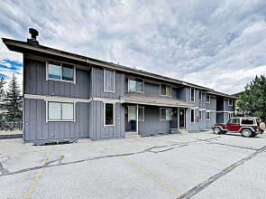 933scdue 3 Bedroom Condo
