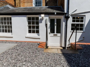 6 Elizabeth House - By Luxury Apartments