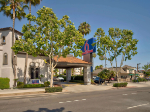 Studio 6 Suites Lawndale, CA – South Bay