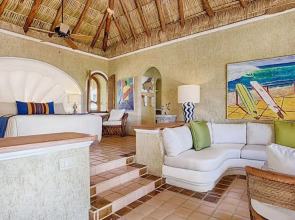 Imagine Renting a Luxury Holiday Mansion on Cabo's Best Surfing Beach, El Tule, San Jose del Cabo Mansion 1016