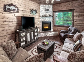 Crest View, 3 Bedrooms, Fireplace, WiFi, Grill, HDTV, Sleeps 6