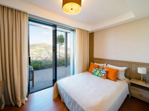 Mare Deluxe Residences & Villas