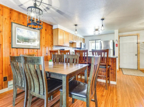 Winter Park Condo w/ Resort Shuttle On-site!