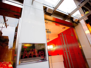 Hotel 27 by LuxUrban