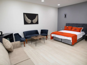 Zoom Hotel