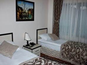 Glorina Hotel