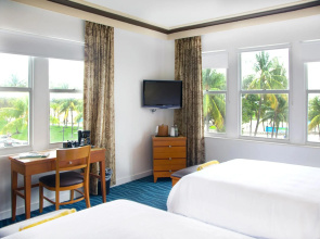 Majestic Hotel South Beach