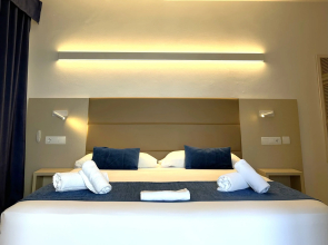 Hotel Roca Bella