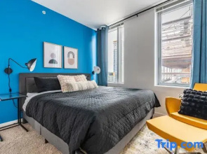 2BR | Rooftop, Pool & Gym | Bellevue | Sophari A