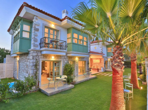 Palas Alacati - Adults Only