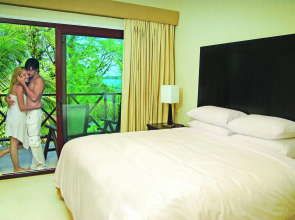Playa Tortuga Hotel Beach And Resort