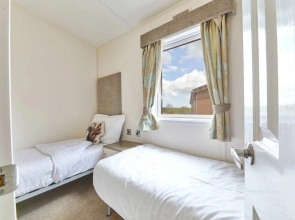 Host Stay Butterfly Lodge