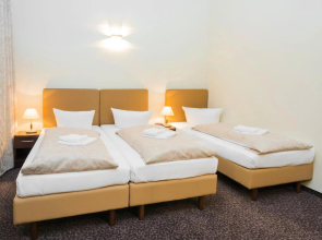 Upper Room Hotel Kurfurstendamm