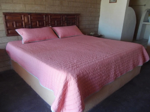 OYO Hostal Campestre Los Adobes