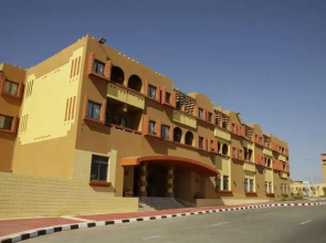Resta Club Marina View Port Ghalib
