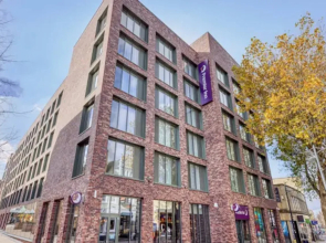Premier Inn Swindon Town Centre