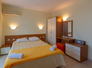Large Studio in Polo Resort