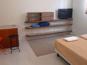 4 suítes privativas