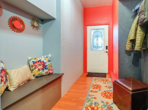 2 Mi to Dtwn: Cozy Getaway in Fairbanks!