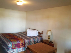 Lazy T Motel