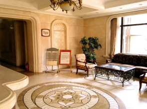 Yingxiang Hotel(大连星海映像酒店式公寓（星海广场地铁口店）)