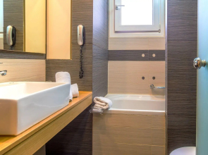 Capsis Astoria Heraklion Hotel