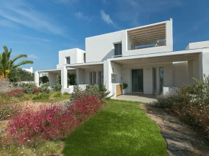 Seven Santa Maria Paros Boutique Hotel