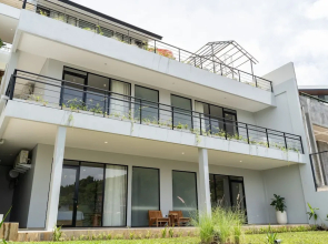 JadenHill CityView 8BR Villa Heated Pool+Movieroom