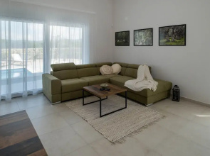 Holiday House Jewel With Private Pool